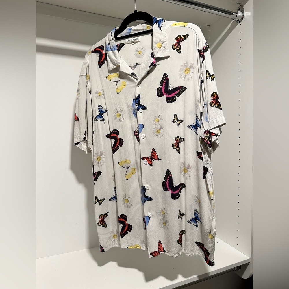 Men’s s/s camp collar shirt butterfly pattern